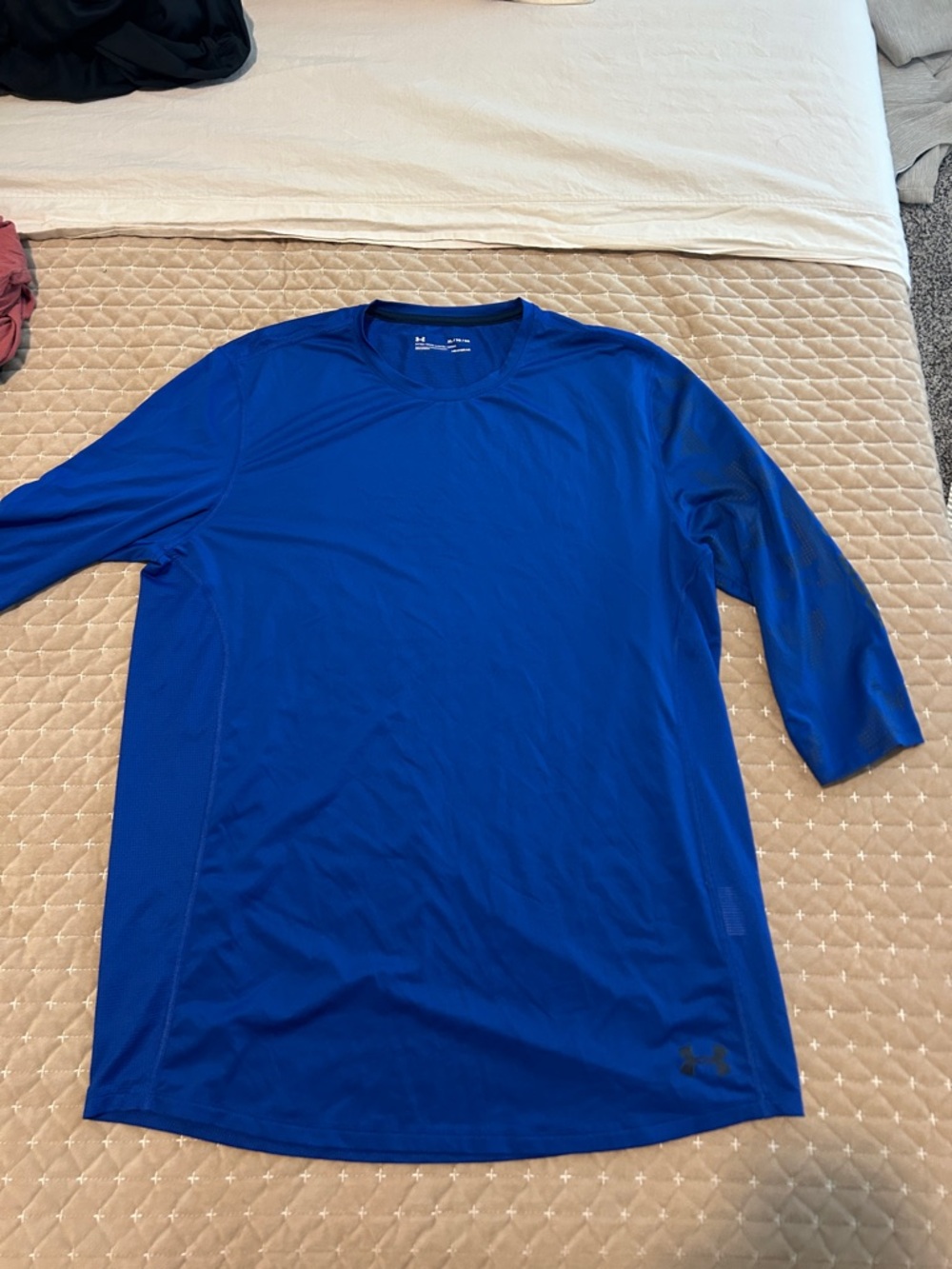 Under Armour Men’s Blue Quarter Sleeve
